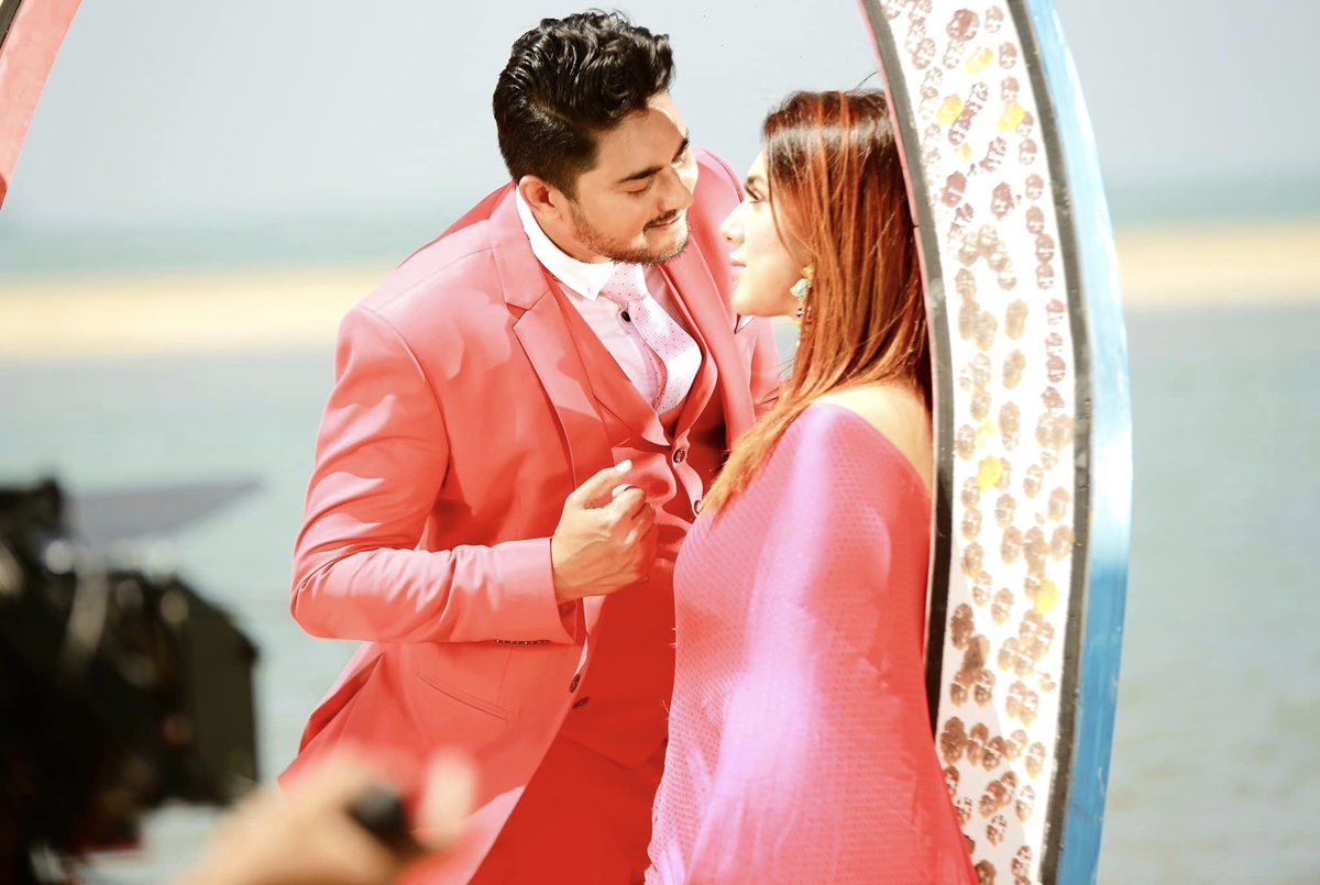 Apu Biswas &amp; Joy Chowdhury Romantic Scene
#apubiswas #joychowdhury #prempritibandhan