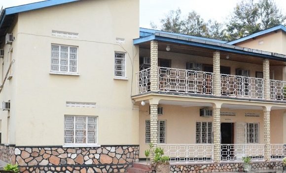 A DETAILED REVIEW OF RWENZORI INTERNATIONAL HOTEL, UGANDA
    Rwenzori International Hotel is located in Kasese. Travelers eager for a bit of ...bit.ly/3Ap34gj
    
    #theeyeug #visitUganda #Uganda🇺🇬 #businessdirectory #entrepreneur #businesslife...