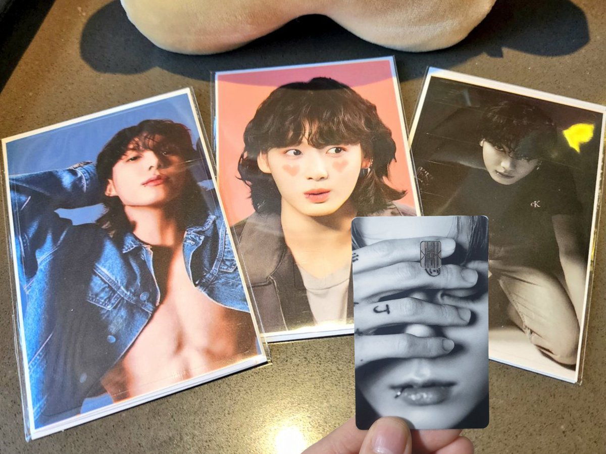 2023 정국🐰생일이벤트💜

울애기 생일이네요😍 
꾸기의 생일을 울님들(팔로워)과 함께 축하하기 위해 이벤트를 가져왔습니다🫂

선물: 캘빈담요 + 카드스티커
참여 : #RT + 원하시는 카드스티커 댓글로 2종 달아주세요 (미기재시 랜덤)

🔗 witchform.com/payform/UC5RT0…

#월화수목금토일_정국이생일ㅊㅋ