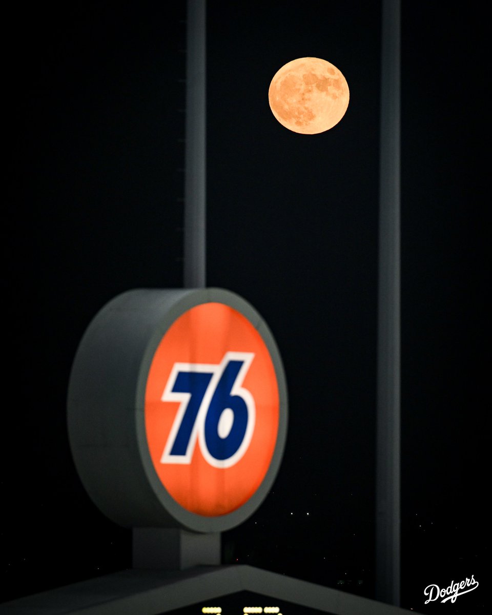 Los Angeles Dodgers tweet media