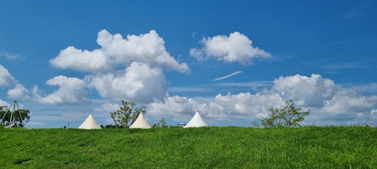 秋天关口, 阳光炙热