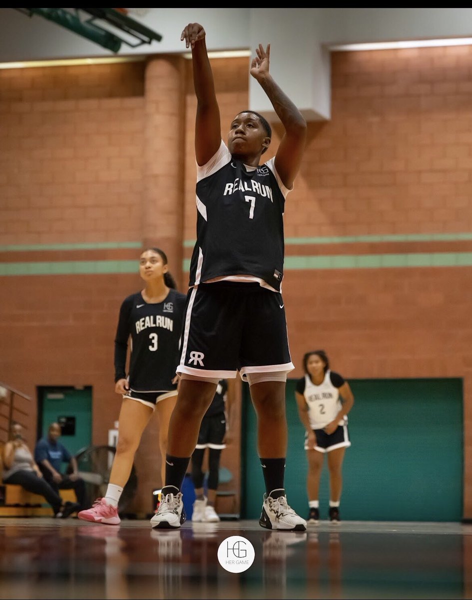 Ready. Sophomore year loading….most didn’t work as hard as she did this off season so I know what’s about to go down! Freshman of the year entering sophomore year. God protect, guide and allow her best to pour out on the court 🐃🤘🏽❤️🖤🏀 #ProveItAgain