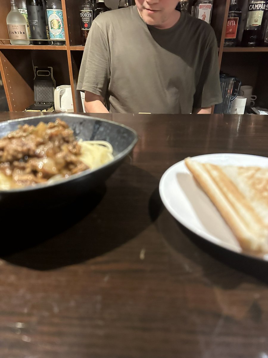 eiji_togashi's tweet photo. 舞台ハイライでお世話になった谷健二さんのBARCUTに遊びに行った!!
昼はカレーメインでやってるらしいから今度食べに行こ😋
今、谷さんが手がけている舞台に
ライダーの先輩でもある瀬戸利樹さんも出演しているから絶対に見に行こうっと。
🏃💨
#政見放送 #谷健二 #瀬戸利樹 #BARCUT https://t.co/yU24G06M2G