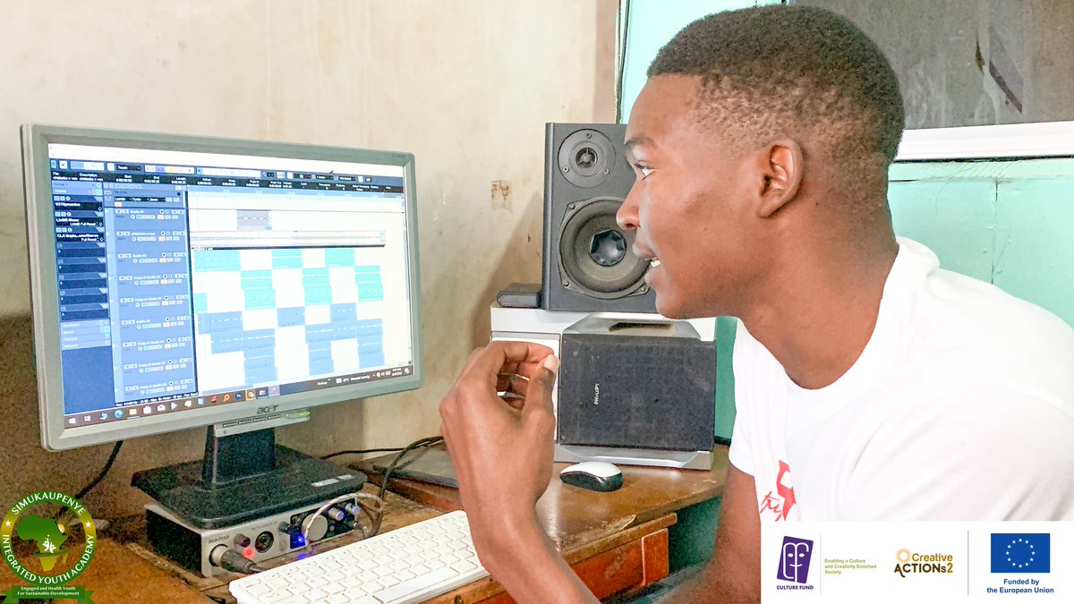 simukaupenye's tweet photo. Through the Spotlight Rural Creatives for SDGs (SRC4SDGs) project supported by @culturefundzim, @simukaupenye conducted a baseline survey on the available recording studios within Shamva District. Meet #TrippleIceRecords, #MaxSounds, #TariqSounds, #MushTee and #DrNigelRecords. https://t.co/kyx7fOlmnY
