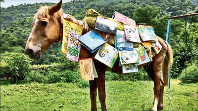 itsnihal's tweet photo. Ghoda library:Library on Horse
This horse Loaded books offers the novelty of bieng playful, additionally makes book attractive to kids
Need suchsolutions to inspire the new generation in midst of ever expanding tentacles of mobiles and devices.
@ShashiTharoor
#Ghodalibrary https://t.co/DikiBqJEiu