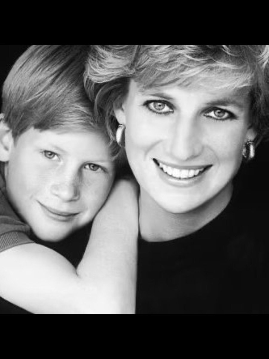 #PrincessDiana #Dianaprincessofwales #PeoplesPrincess #QueenofHeart Gone but not forgotten ❤️❤️