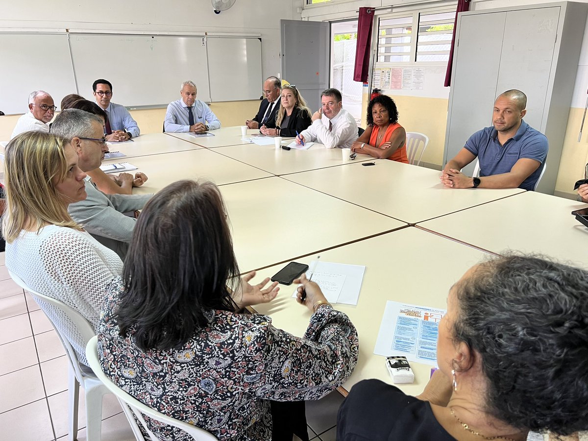 Académie de La Réunion tweet media