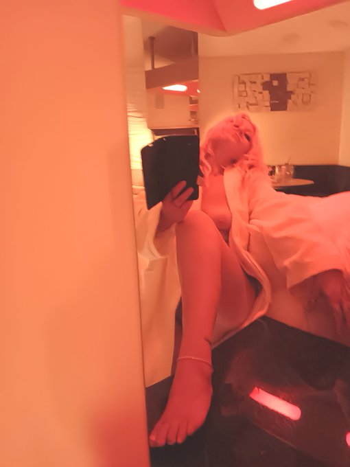 💫Sybaris suites baby!! Cum n join my naughty escapades!!! Super discreet these other girls can't compete<a href="/tag/onlyfans"class="tags"><span>#onlyfans</span></a><a href="/tag/onlyfansbabe"class="tags"><span>#onlyfansbabe</span></a><a href="/tag/sellingcontent"class="tags"><span>#sellingcontent</span></a><a href="/tag/buyi"class="tags"><span>#buyi</span></a>