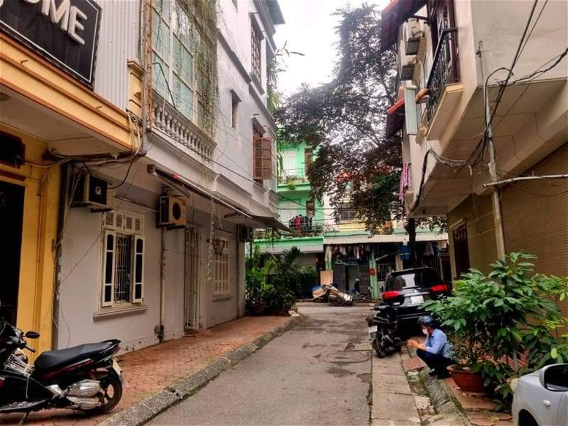 BuiBaNhieu's tweet photo. #PhạmTuấnTài, #CầuGiấy
- 62m²/ 6 tầng/ mt 10m
- Giá 10.7 tỷ
💥 NGÕ TO - KHU VIP - PHÂN LÔ - Ô TÔ CHẠY VÒNG QUANH - VỈA HÈ 2 BÊN - KINH DOANH ĐỈNH - MẶT TIỀN SIÊU HIẾM💥
#Villa #Villanos #Villahermosa #BDSVIETNAM
#lienke #shophouse #thocu #swetzerland #nhapho #bds https://t.co/Wwd2BJ56yl