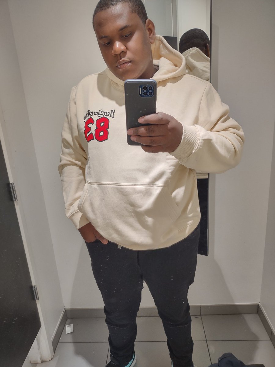 douyonmarguens's tweet photo. 🚶🏾‍♂️ https://t.co/9fgT2fkeSx