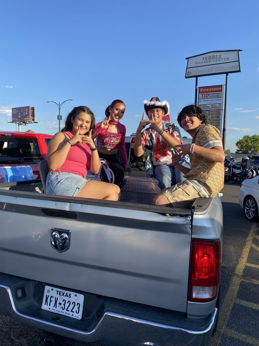 HanksStuCo's tweet photo. C’mon Knights, Let’s Go Party was a BLAST! Thank you to all who came out to our celebrate Hanks’ 45th Anniversary! 🏰🤍🪩 https://t.co/XOcv9hQ3mi
