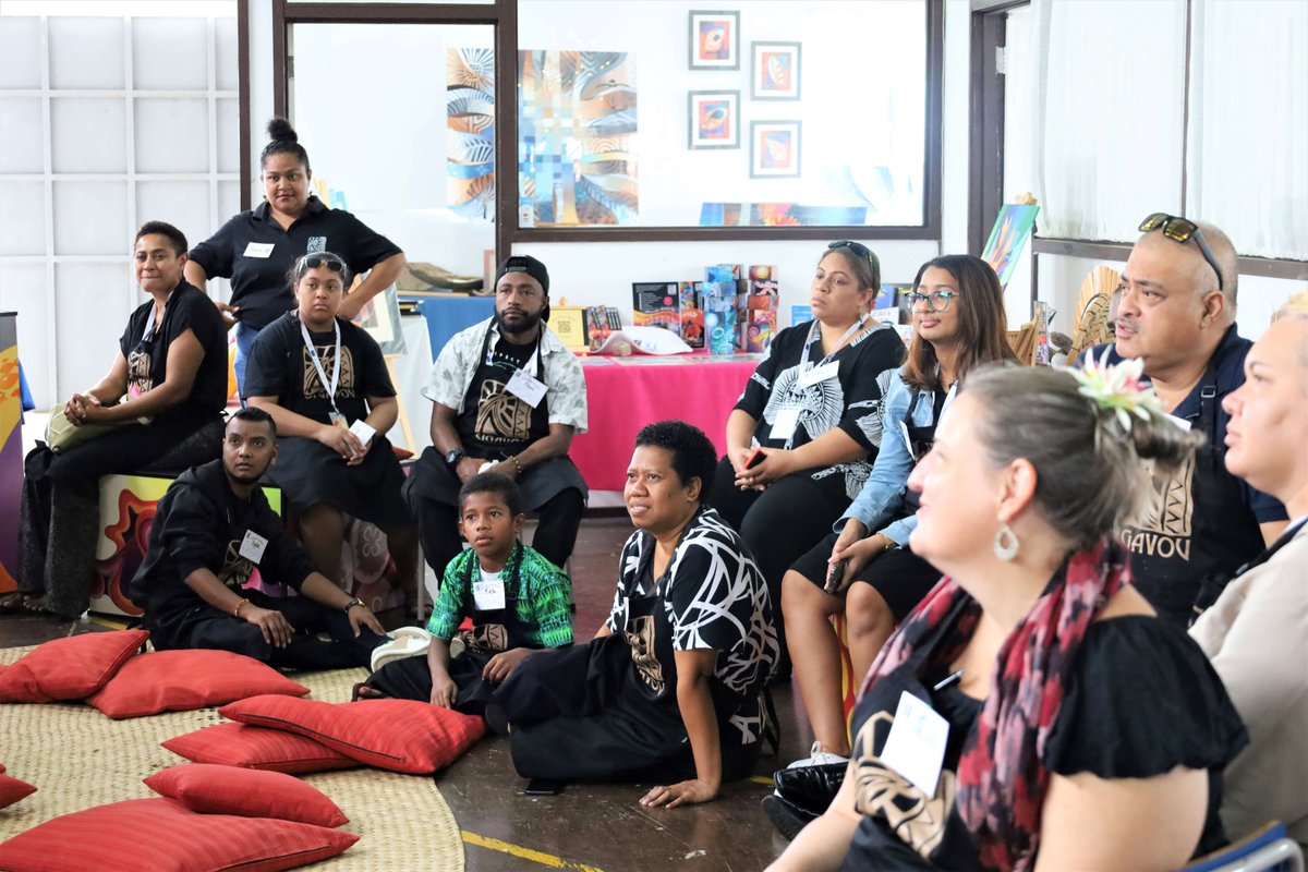 spc_cps's tweet photo. #PacificPeoples | Creative &amp; cultural industries have the potential to challenge gender inequalities &amp; unequal power relations. They can also generate secure career pathways &amp; jobs, while promoting social inclusion, cultural diversity, &amp; human dev.
#PacificCultures @EUPasifika https://t.co/dyL2M6ZLcR