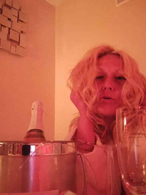 💫Sybaris suites baby!! Cum n join my naughty escapades!!! Super discreet these other girls can't compete<a href="/tag/onlyfans"class="tags"><span>#onlyfans</span></a><a href="/tag/onlyfansbabe"class="tags"><span>#onlyfansbabe</span></a><a href="/tag/sellingcontent"class="tags"><span>#sellingcontent</span></a><a href="/tag/buyi"class="tags"><span>#buyi</span></a>