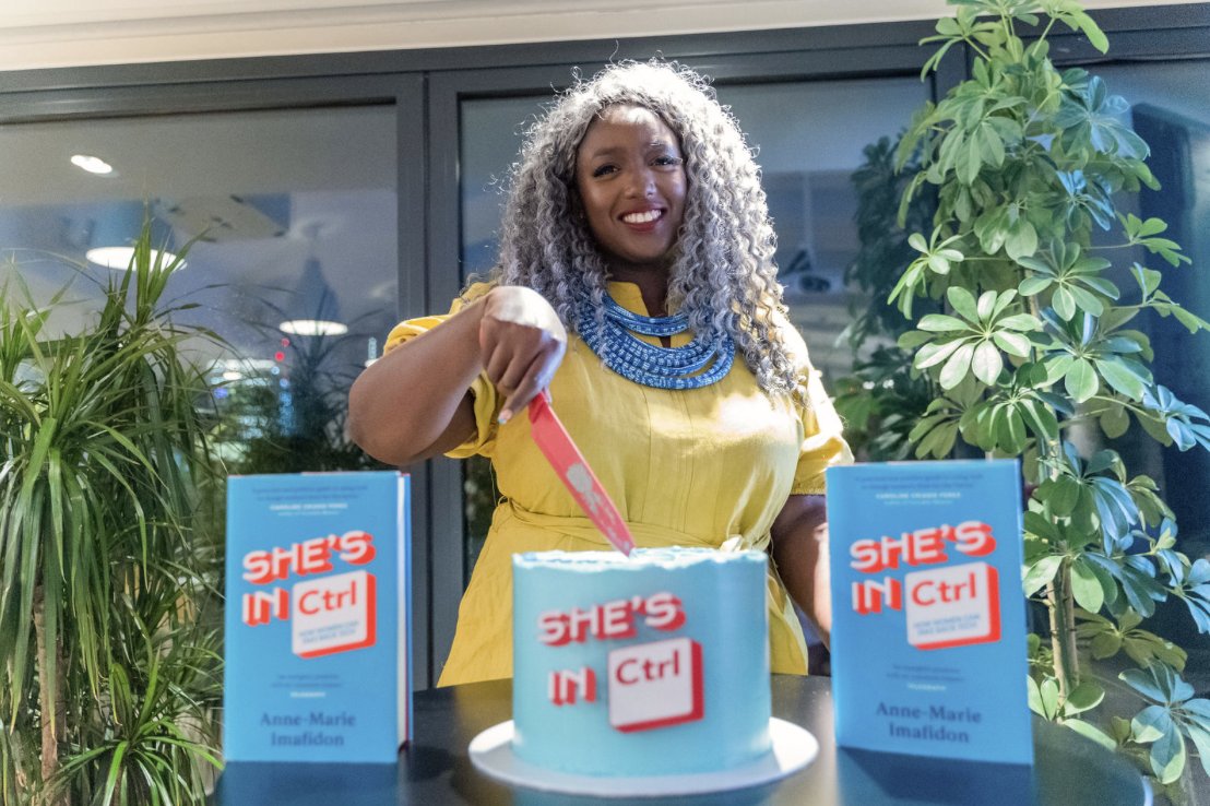 aimafidon's tweet photo. 1 year, what!? Thank you to everyone who has supported this project & embraced thier #tech journey. For those of you who haven't grabbed a copy, it's available at @Waterstones, @Audible & a bookstore near you. Here's to being #InCTRL! ❤️💙❤️
https://t.co/fy4YYpax1b
#ShesInCTRL https://t.co/g5k84sFoGG