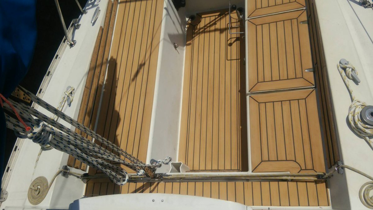 flexiteek_jp's tweet photo. 三河ヨット サンシャインX 26FTにフレキシチーク施工のご紹介！
↓詳細ブログはこちら↓
https://t.co/GzxjuLrYUY https://t.co/2m7kRtbPrp