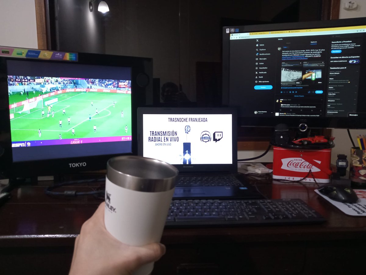 Así como en esa época carajo, 2012, 2013, hoy 10 años después con los auriculares puestos de madrugada brindando por Olimpia carajo! Aguante los perros, <a href="/ba77ousai/">El primo de Desmond</a> <a href="/MalteMelgarejo/">Malte ★★★</a> <a href="/MauriDoming/">Mauri Dominguez</a> AGUANTE OLIMPIA! Vamooss carajo!! twitch.tv/radiozlatan <a href="/RadioZlatanOk/">CENTRAL DECANA</a> <a href="/RadioSparta/">Olimpia Radio Sparta</a>