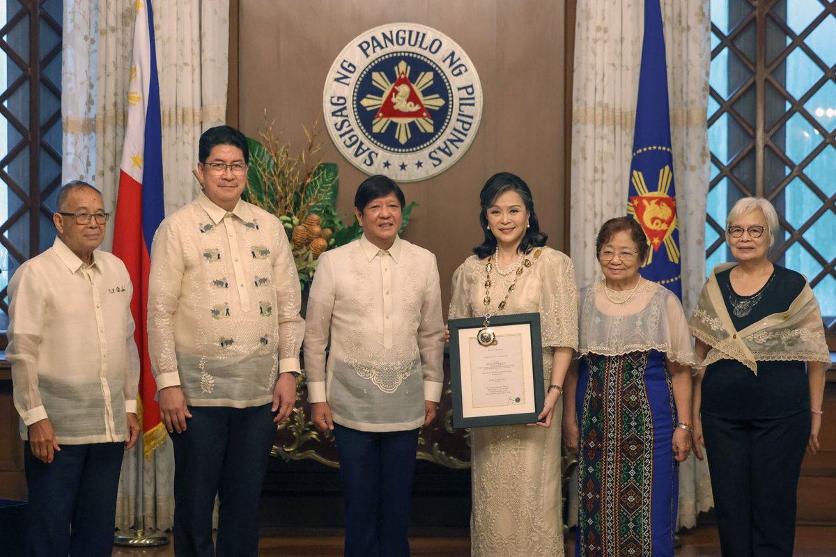 News5PH's tweet photo. Kinilala si Dr. Padilla sa kaniyang mahalagang kontribusyon sa medisina, partikular na ang pagsusuri ng mga bagong silang na sanggol para sa genetic disorders sa bansa. #News5 https://t.co/x5sl99EZdU
