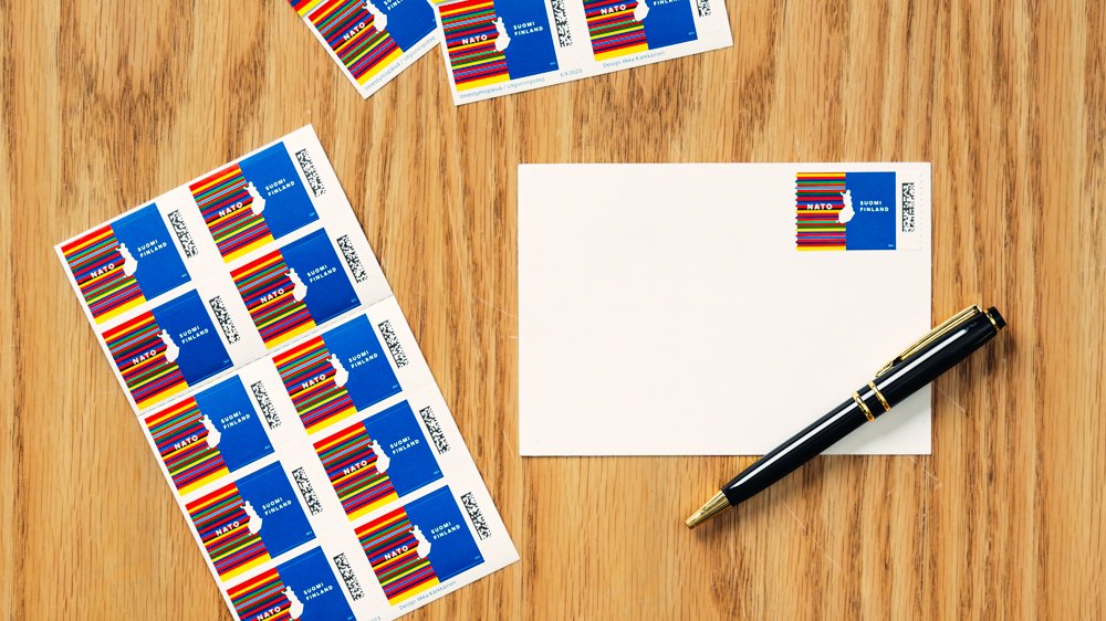 Posti julkaisee Suomen Nato-jäsenyyttä juhlistavan postimerkin. Suomi Natossa -merkki kunnioittaa historiallista tapahtumaa. Posti on kautta aikojen juhlistanut Suomelle tärkeitä tapahtumia merkillä. Syksyn uudet postimerkit julkaistaan 6. syyskuuta 2023.  posti.fi/fi/asiakastuki…