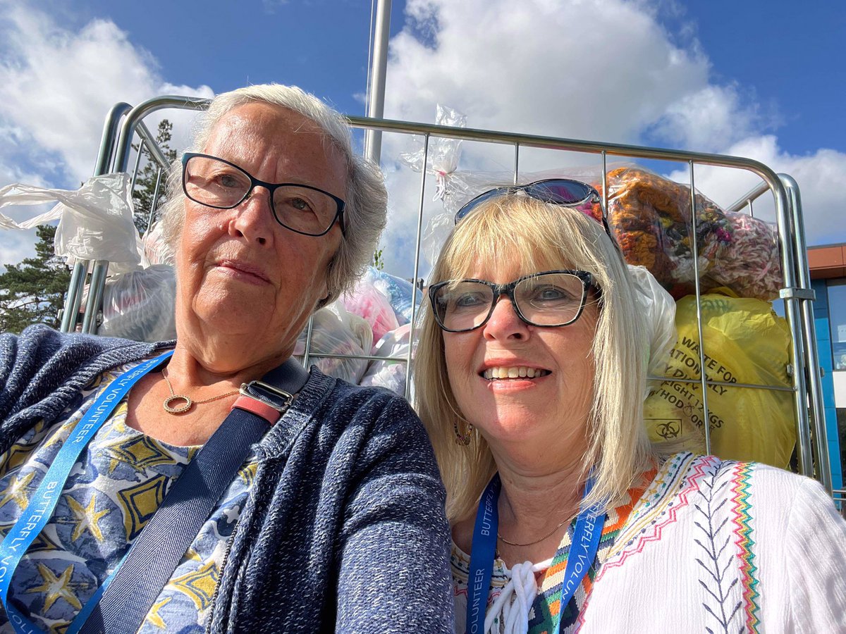susiLong2's tweet photo. All delivered to all wards and Collingwood Centreon behalf of the wonderful Blanketeers xxx https://t.co/6MuZpomCao