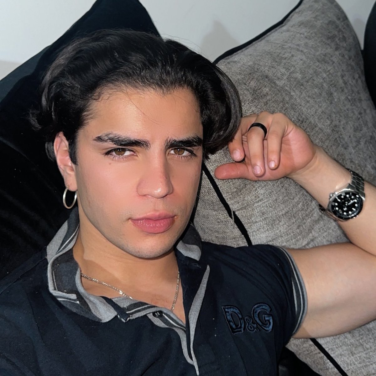 ArnMercurio's tweet photo. Secreto de amor 🔥 https://t.co/lsZUZMpFjW