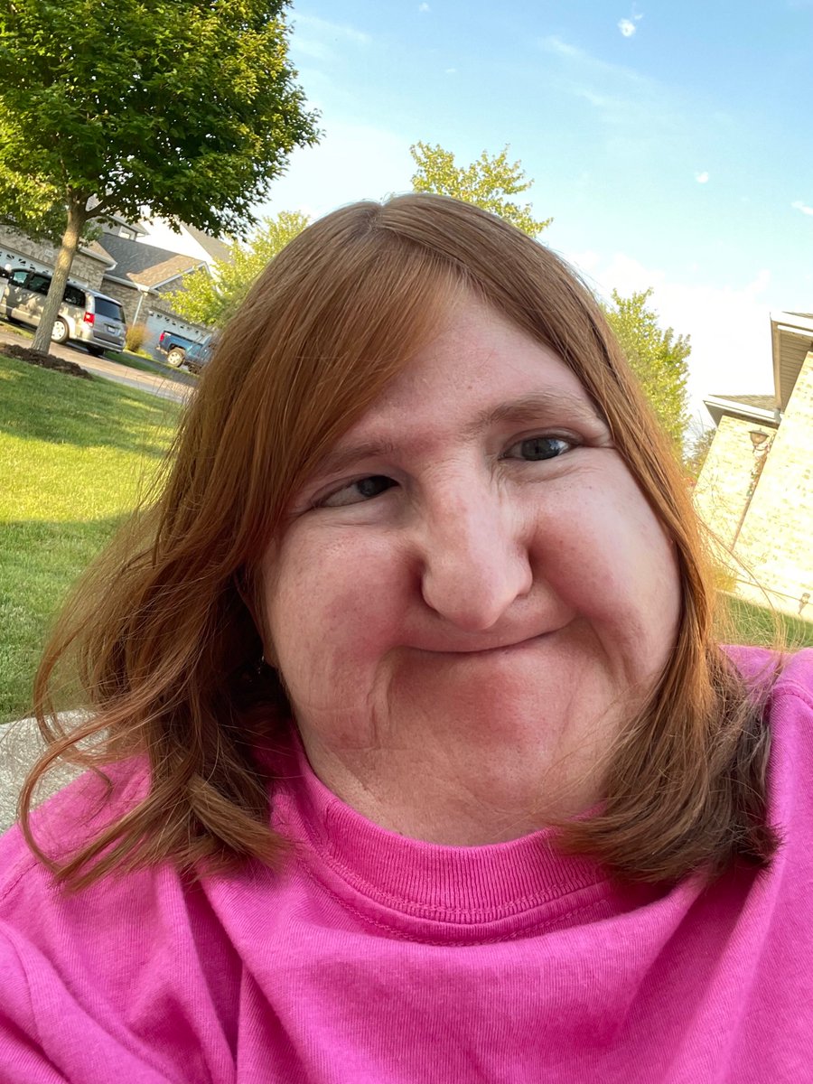 Melissa Blake tweet media