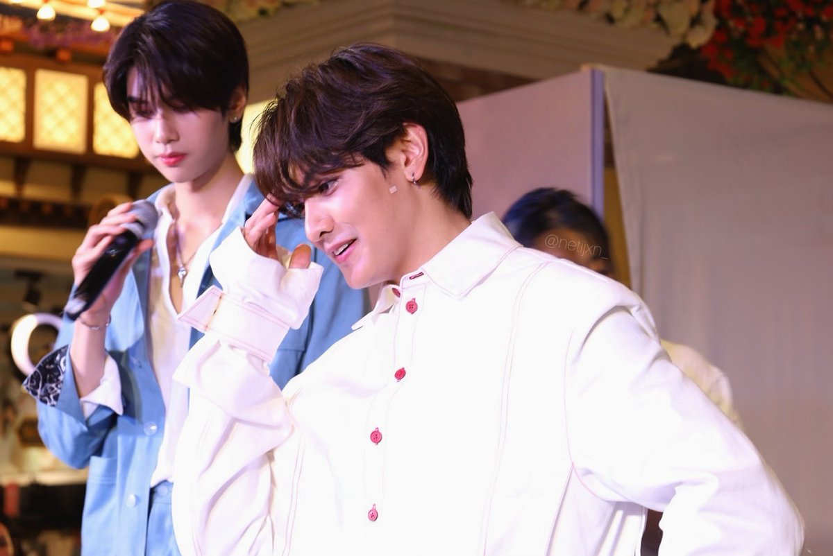 เราก็เท่ซะด้วย อย่างงี้ก็ลำบากก็ว้าวุ่นเลย 

#จุงอาเชน