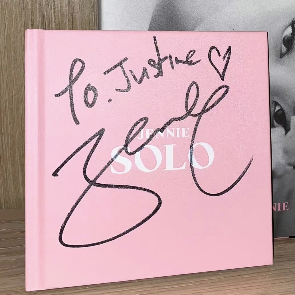 Shha1130's tweet photo. wtb 블랙핑크 Jennie solo album 친필 싸인 폴라 구매 받아요

⭕Buy      
❌sell

wtb 리사 지수 제니 로제 blackpink jisoo jennie rosé lisa #ตลาดนัดblackpink polaroid buy ina ph jp cn 양도 포키 https://t.co/DzeDQeRdB6
