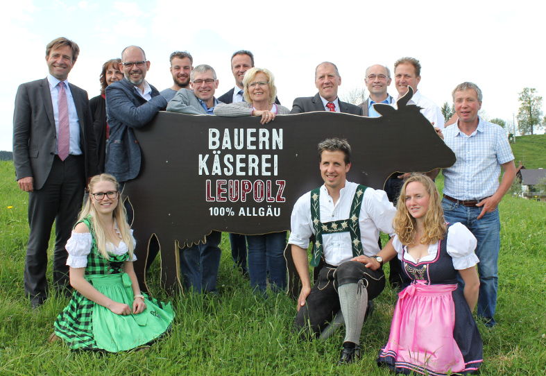 Raiffeisen-Gesellschaft (@fwrgesellschaft) on Twitter photo Immer donnerstags: #GenossenschaftenVerändernDieWelt. Regional + nachhaltig. So wie Raiffeisen. Heute: kaeserei-leupolz.com - 100 % Allgäu, 100 % Genossenschaft. Mit Umsatzrekord in 2022, mit Investitionen + <a href="/demeter_de/">Demeter Deutschland (inaktiv)</a>-Produkten + Betriebsführungen! Immer donnerstags: #GenossenschaftenVerändernDieWelt. Regional + nachhaltig. So wie Raiffeisen. Heute: kaeserei-leupolz.com - 100 % Allgäu, 100 % Genossenschaft. Mit Umsatzrekord in 2022, mit Investitionen + <a href="/demeter_de/">Demeter Deutschland (inaktiv)</a>-Produkten + Betriebsführungen!