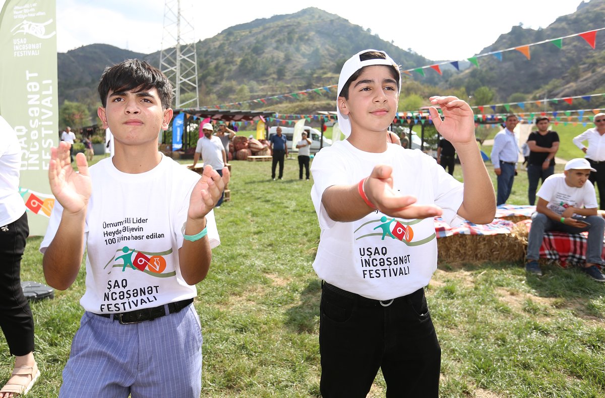 Laçın Yay düşərgəsindən xoş xatirələr

#Azərbaycan #HeydərƏliyev #HeydərƏliyev100 #ÜmummilliLider #UluÖndər #MədəniyyətNazirliyi #HeydərƏliyevMərkəzi #BP #Bakı #UİF #1İncəsənətFestivalı #mədəniyyət #incəsənət #incənəsətfestivalı #festival #uifaz #medeniyyet #heydereliyevmerkezi