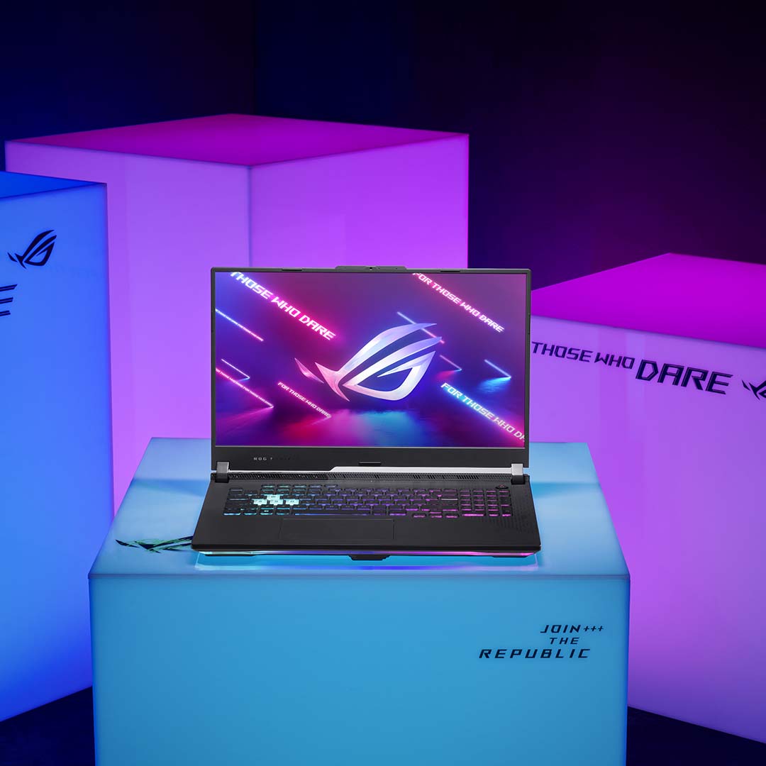 ASUS_ROG's tweet photo. With up to an NVIDIA GeForce RTX™ 4070 Laptop GPU and AMD Ryzen™ 9 7945HX CPU, the ROG Strix G17 provides powerful gaming experience with improved cooling system.
#ROG #StrixG17 https://t.co/4NRksag4br