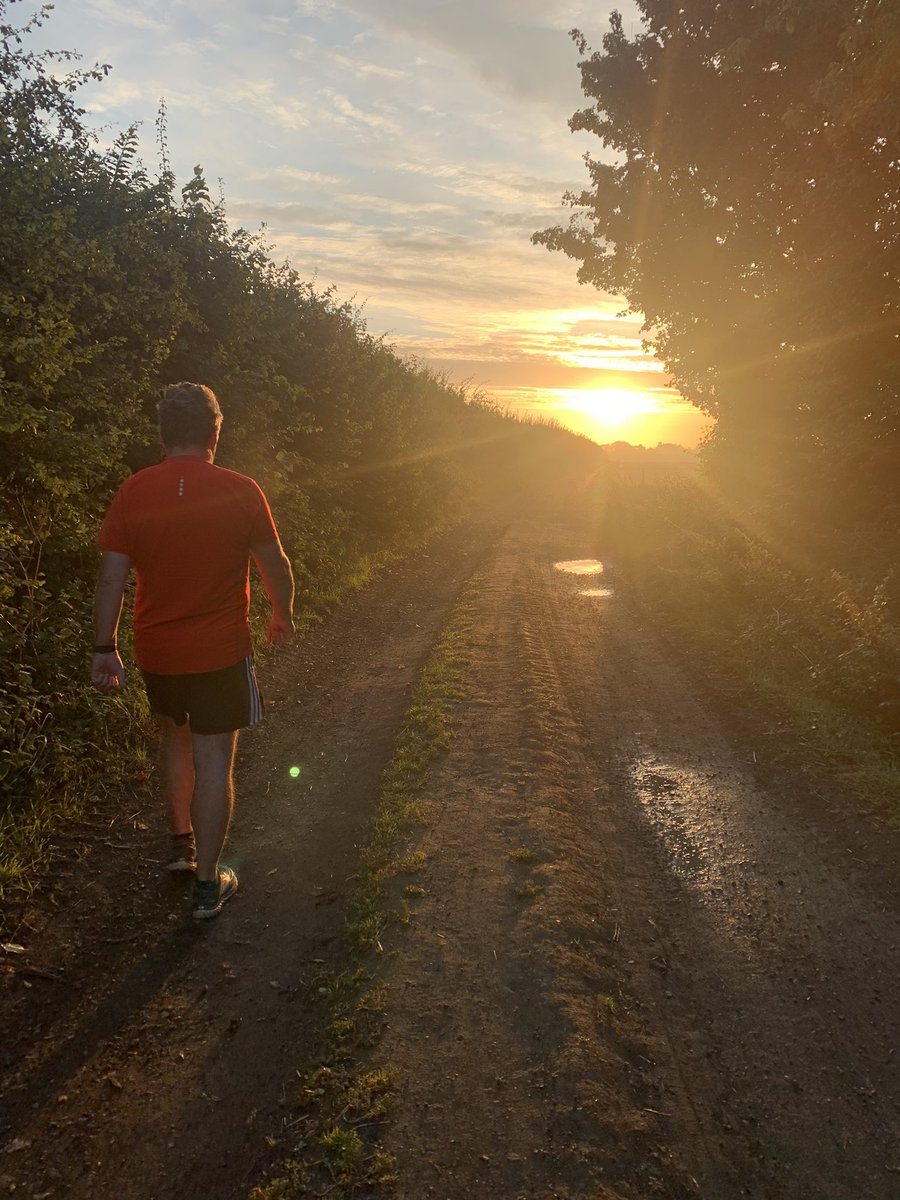 Sarah O'Hare 💙 RN QN tweet media