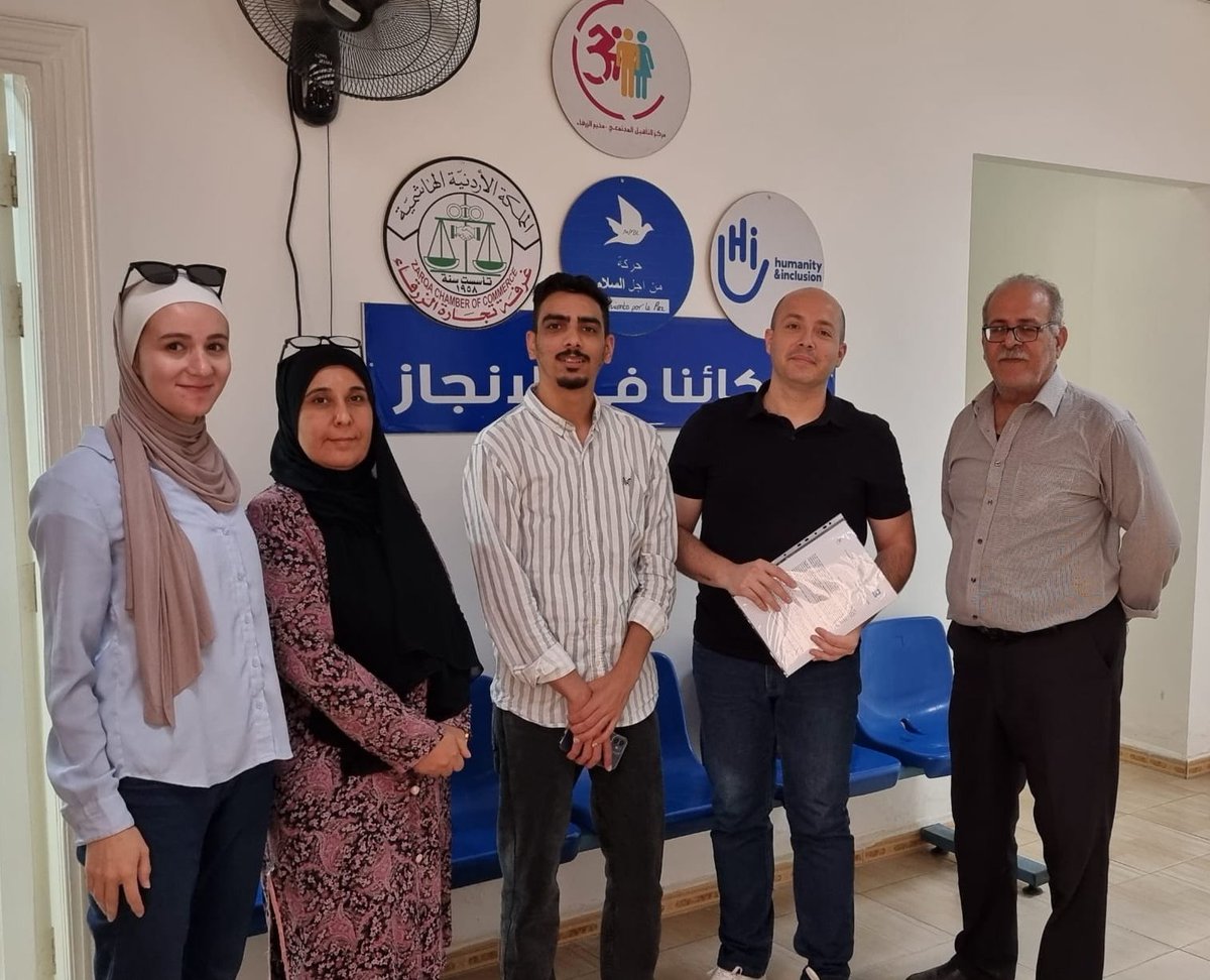 Agreement signing between <a href="/MpdlJordan/">MPDL Jordan</a> and #CBR for the project "Increasing the resilience of refugees and host population with disabilities, with special attention to women and girls with disabilities survivors and/or at risk of GbV in Zarqa", funded by #AyuntamientodeSantander
