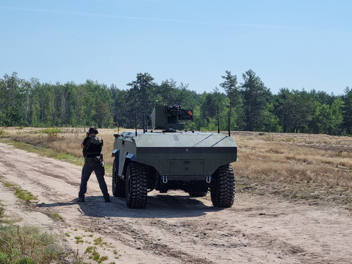 WBGroup_PL's tweet image. &quot;Choć w globalnych rankingach robotyzacji nasz kraj nie należy do prymusów, to w kontekście projektowania innowacyjnych rozwiązań tego typu mamy czym się chwalić. (...) Łukasiewicz #PIAP, wspólnie z Zakładem Automatyki i Urządzeń Pomiarowych #AREX (spółka @WBGroup_PL), maczał też…