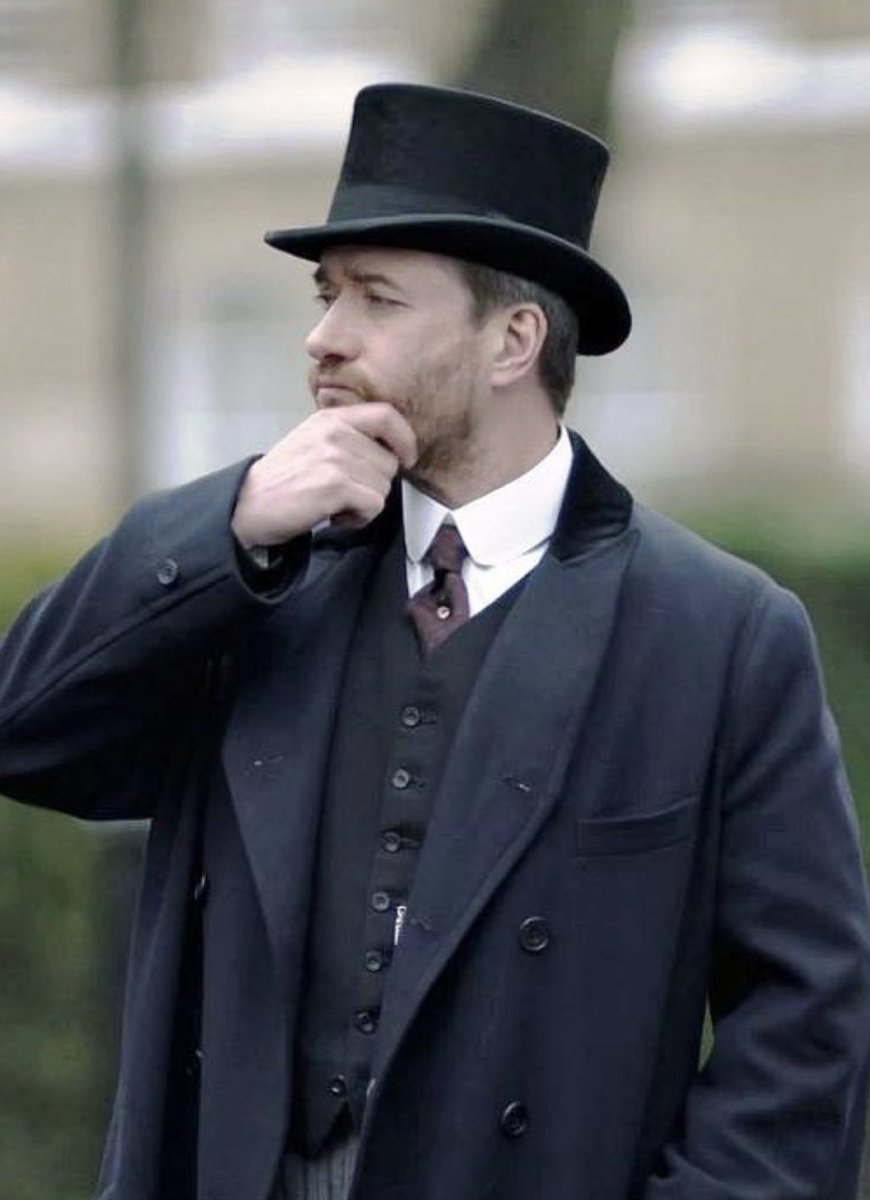 MacfadyenDaily's tweet image. Matthew in Howard’s End.

#matthewmacfadyen #howardsend
