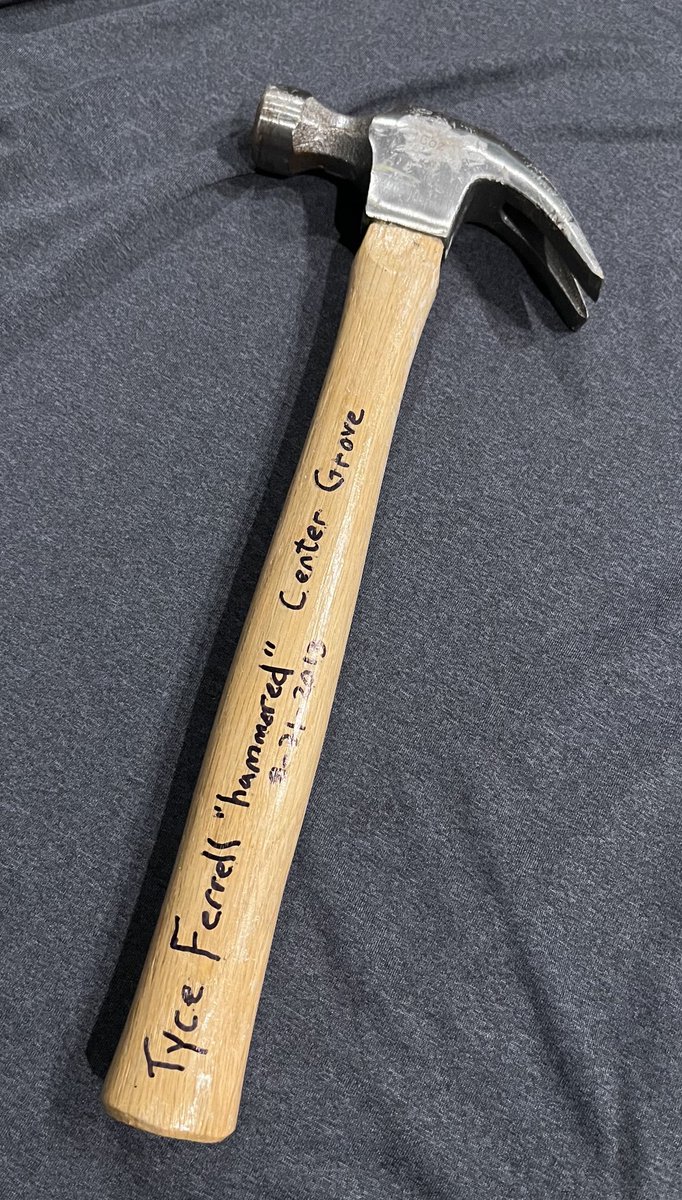 lferrell22's tweet photo. GAMEDAY @TyceFerrell 🏈 10 years ago award - drop the hammer #44 go be U kiddo 🤟🏼 #ETFT #GPSD #MULEdad44 https://t.co/mVaJ8bNrUG
