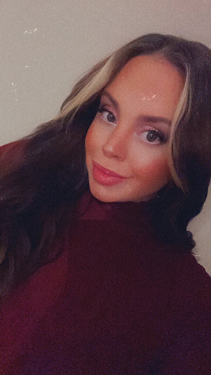 Hey guys. I know ive been MIA. I took a break from gaming, and currently i dont have any time to either game or stream. I will let yall know whats gonna happen in the future❤️ miss yall thoooo