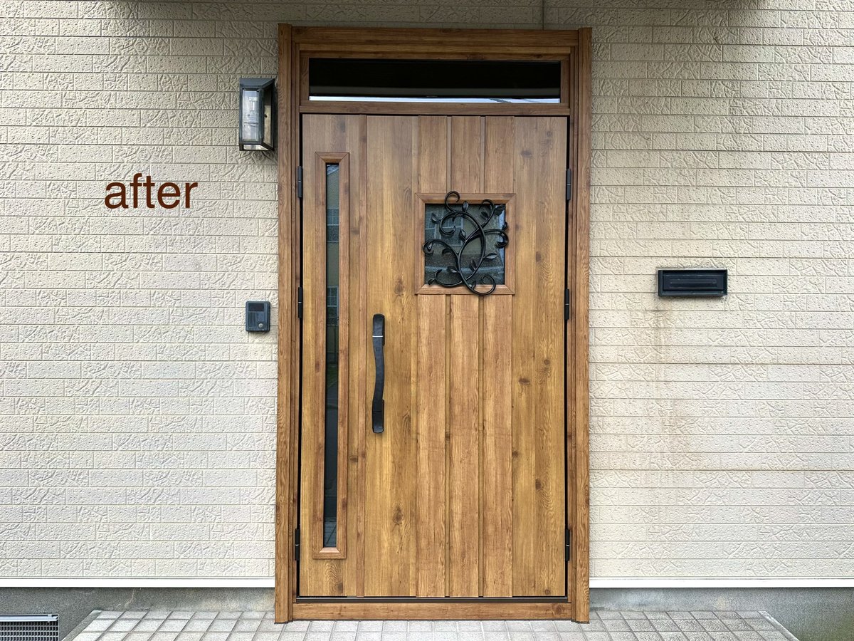 urajusetsu2021's tweet photo. 玄関ドアのリフォーム🚪
リフォームドアなら1日で交換可能です✨

#玄関ドア
#玄関ドアリフォーム https://t.co/c8u7uhmrdT