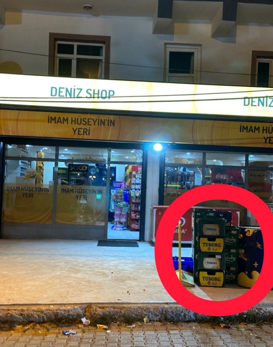 Burası Muş-Varto

İçki Satan Bir Tekel Bayi
Dükkanına Koyduğu İsim
"İmam Hüseyinin Yeri"

İmam Hüseyin'den Kasıt Efendimizin
(Sav) Mübarek Torunu Hz. Hüseyin

Haydi İnsanlar Bu Kadar Şuursuz
Ya da Dinle Alay Ediyor da
Belediyesi-Valiliği Buna Nasıl izin
Veriyor <a href="/TCMusValiligi/">T.C. Muş Valiliği</a> ?