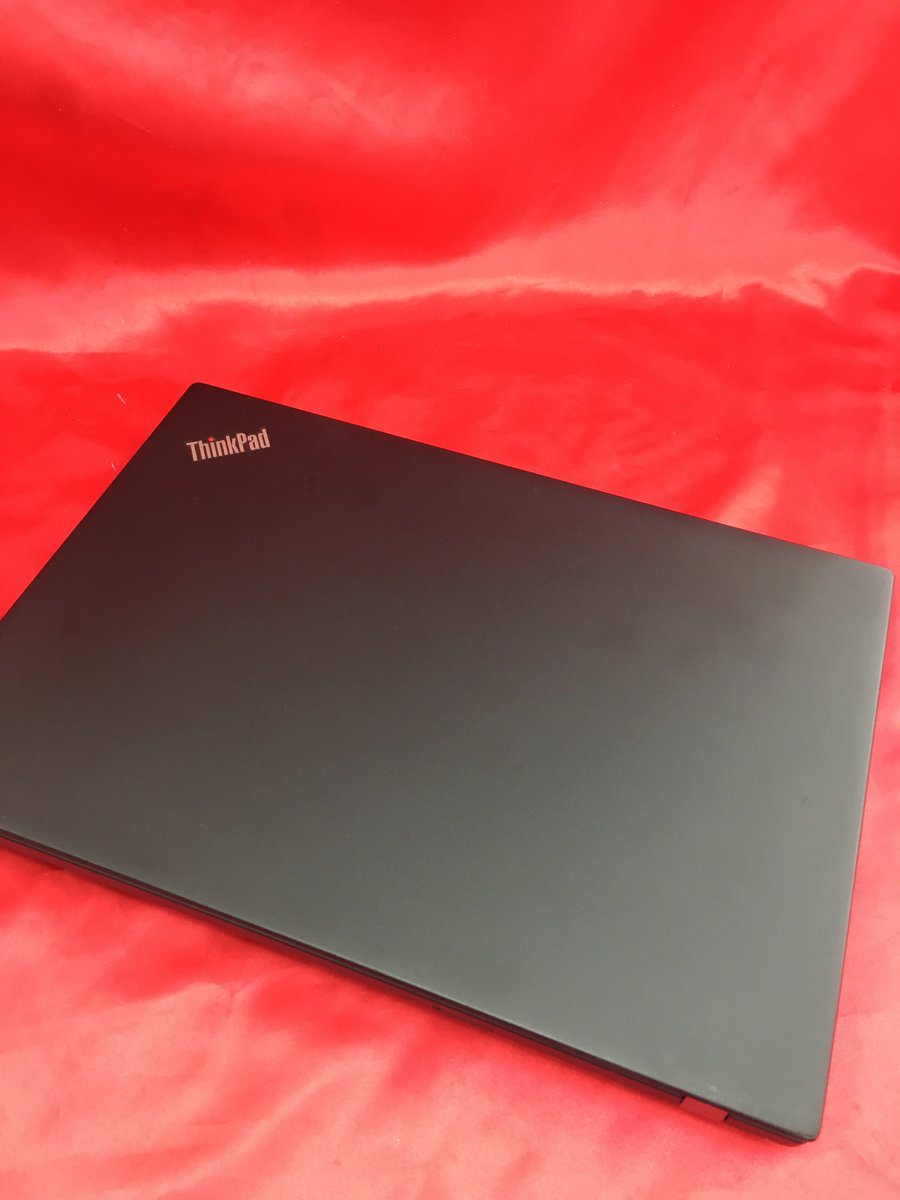PCcomfullAKB's tweet photo. 秋葉原本店限定 週末特価
9/1(金)〜3(日)
💻ThinkPad X390
4コア8スレッドの第8世代i7にSSD512GBと大容量‼️
フル HDのIPS液晶で画質めちゃキレイ✨
キーボードの打ち心地が良く、文章や入力作業が多い方にも👍
快適に使いたい方にオススメの1台♪
税込¥39,800-
在庫10台
#Lenovo
#ThinkPad
#T490 https://t.co/BGx0yVbdyj