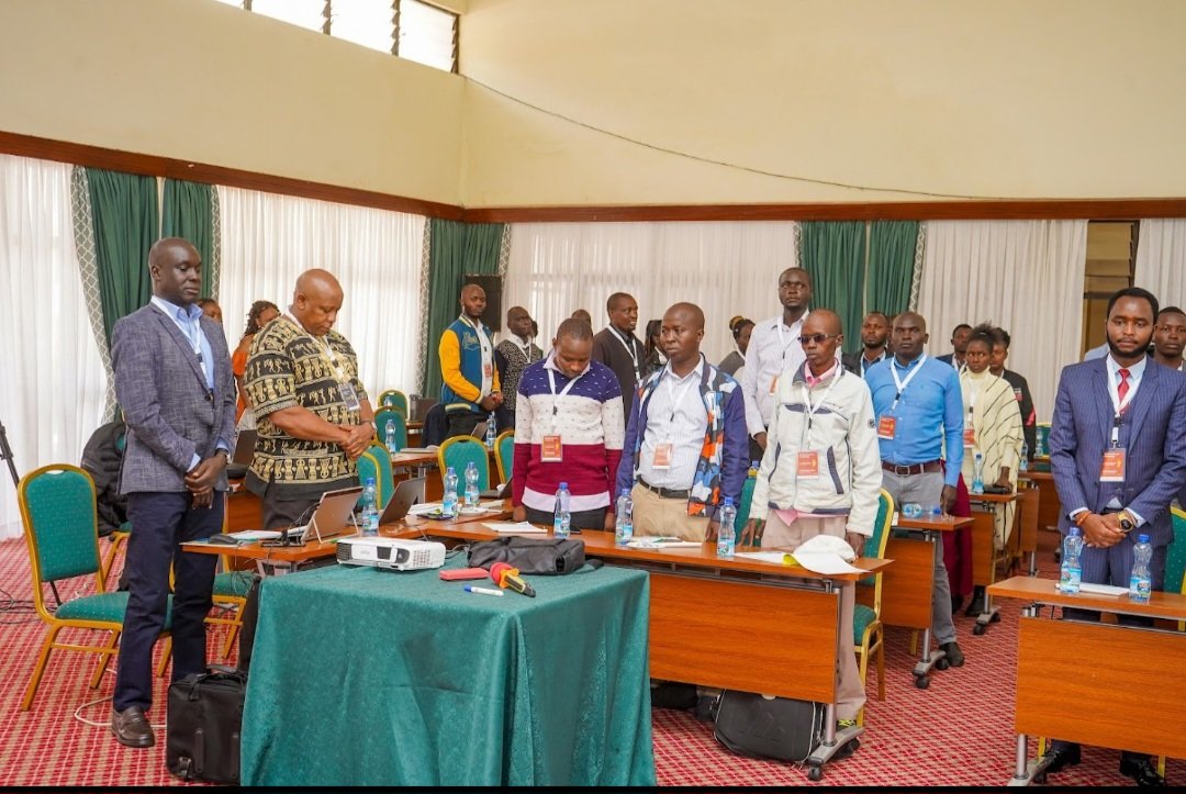CrimeWatch254's tweet photo. #BaringoUpdate:
Youth Capacity Building Workshop. The ongoing two day training seeks to strengthen youth capacities as agents for positive change, demystifying negative narratives surrounding #banditry in Rift Valley. #CrimeWatch #Arts4PeaceBaringo #SaferBaringo #UCLdraw Gabon https://t.co/IvWbjcQYpn