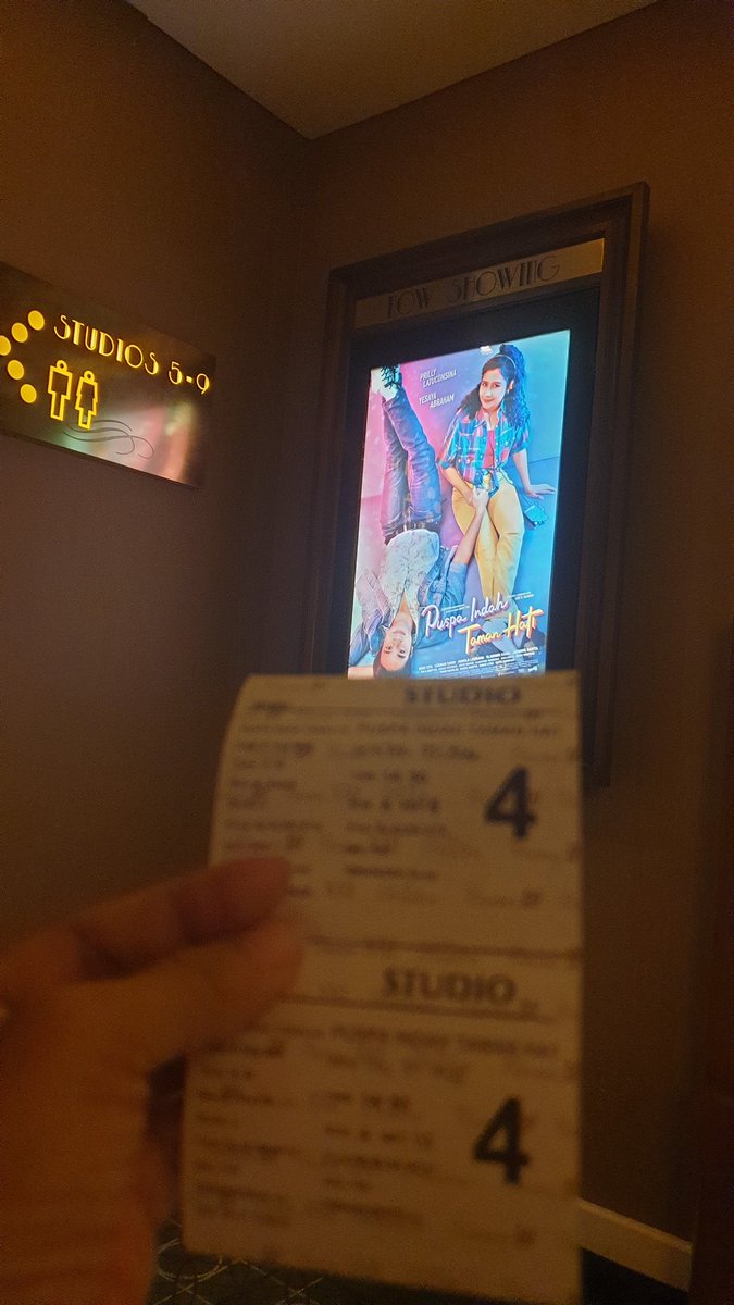 DiGita Cinta nangisnya nyesek+kesel, di Puspa Indah nangisnya +lega. Btw, Ky nonton konser nostalgia spanjang film krn lagu² sweet memoriesnya. Marlina dg Ratna sbnrnya tdk susah utk dipilih, buat sy, pilihn Galih pd slah satunya sdh tepat. Cmn emg ttp  ada sesak <a href="/prillyyla/">Prilly Latuconsina</a>