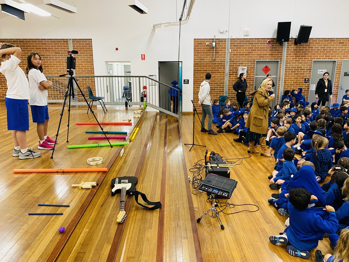 rickyriots's tweet photo. Super awesome to visit the amazing students at Rainbow Street Public School @josayers today, while they’ve been rockin the Amplify music education lessons across the school #musiceducation #musicinschools https://t.co/VUnlerl3ZP