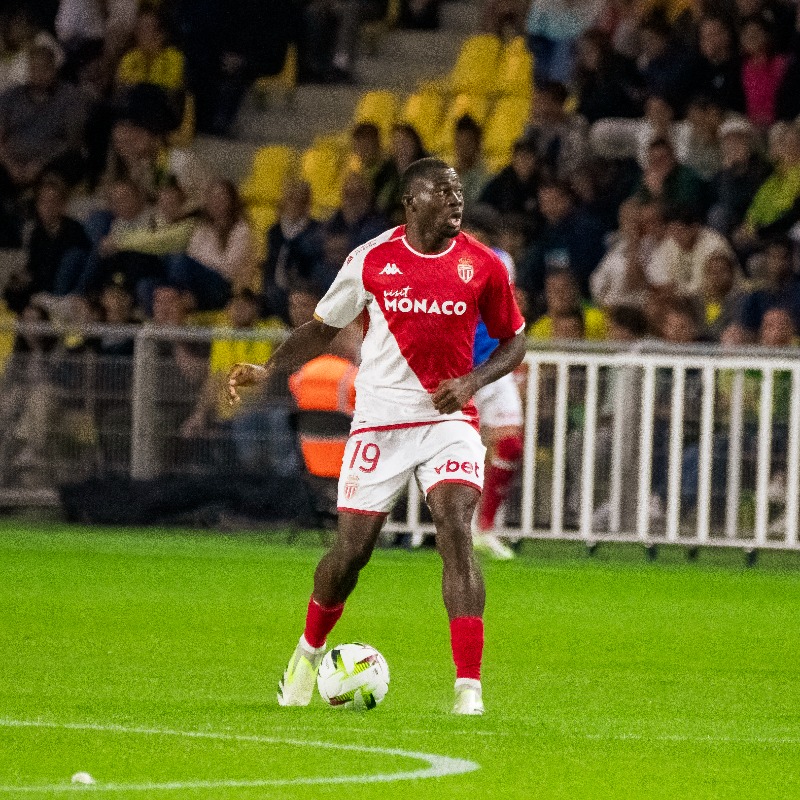 AS_Monaco's tweet photo. 🌍🇫🇷

@YFofana19_ sélectionné en @equipedefrance dans le cadre des qualifications pour l’Euro 2024, ainsi que pour un match amical contre l’Allemagne.

𝗕𝗿𝗮𝘃𝗼 𝗬𝗼𝘂𝘀𝘀' 👏