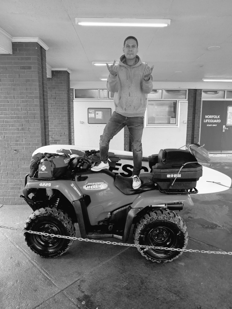 They was saying I think I'm Steve-o with all the nitrous tanks I be doing. HAHAHAH