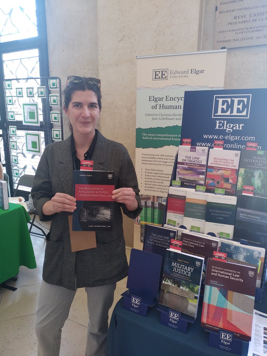 Spotted my book at #ESIL2023 and finally got to meet my editor @BenBooth157  in person!