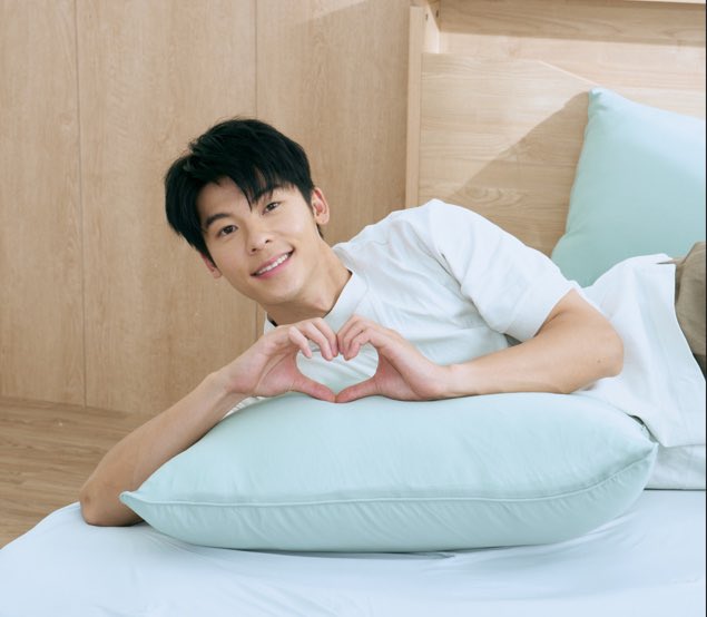광한,
24년 9월 4일도 스케쥴 비워놓도록 해
한국 와야 하니까 😝😝😝😝