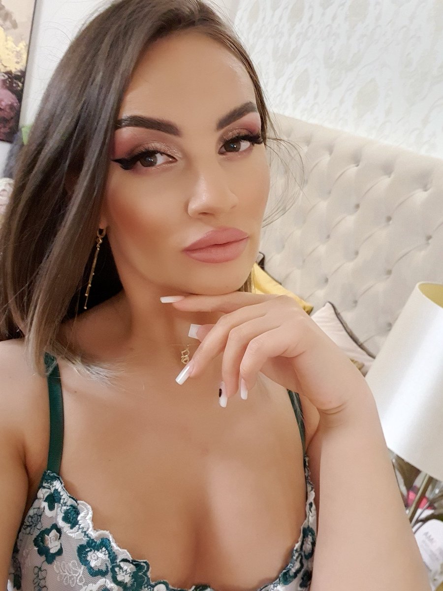 KrystalRoss01's tweet photo. Create your account from this link and get a free clip that you won't regret. ➡️https://t.co/4JgPXFuNII…
(TEXT ME THE NICKNAME IN PM)

50% OFF FOR  YOUR  FITST  PRIVATE CHAT WITH ME
@CherryShoutouts 
@FoxyBabes6 
@nakedwomentime 
@Hawker881_Promo 
@Sexy_Babe_Girls 
@johnboyt_2 https://t.co/QjGyICyA7F