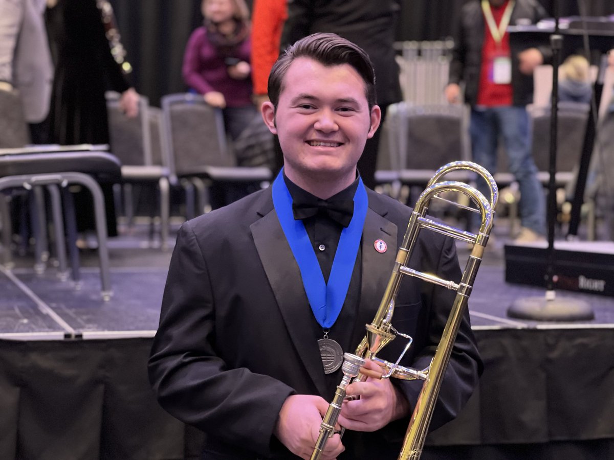 🎷Mary Schrembeck tweet media