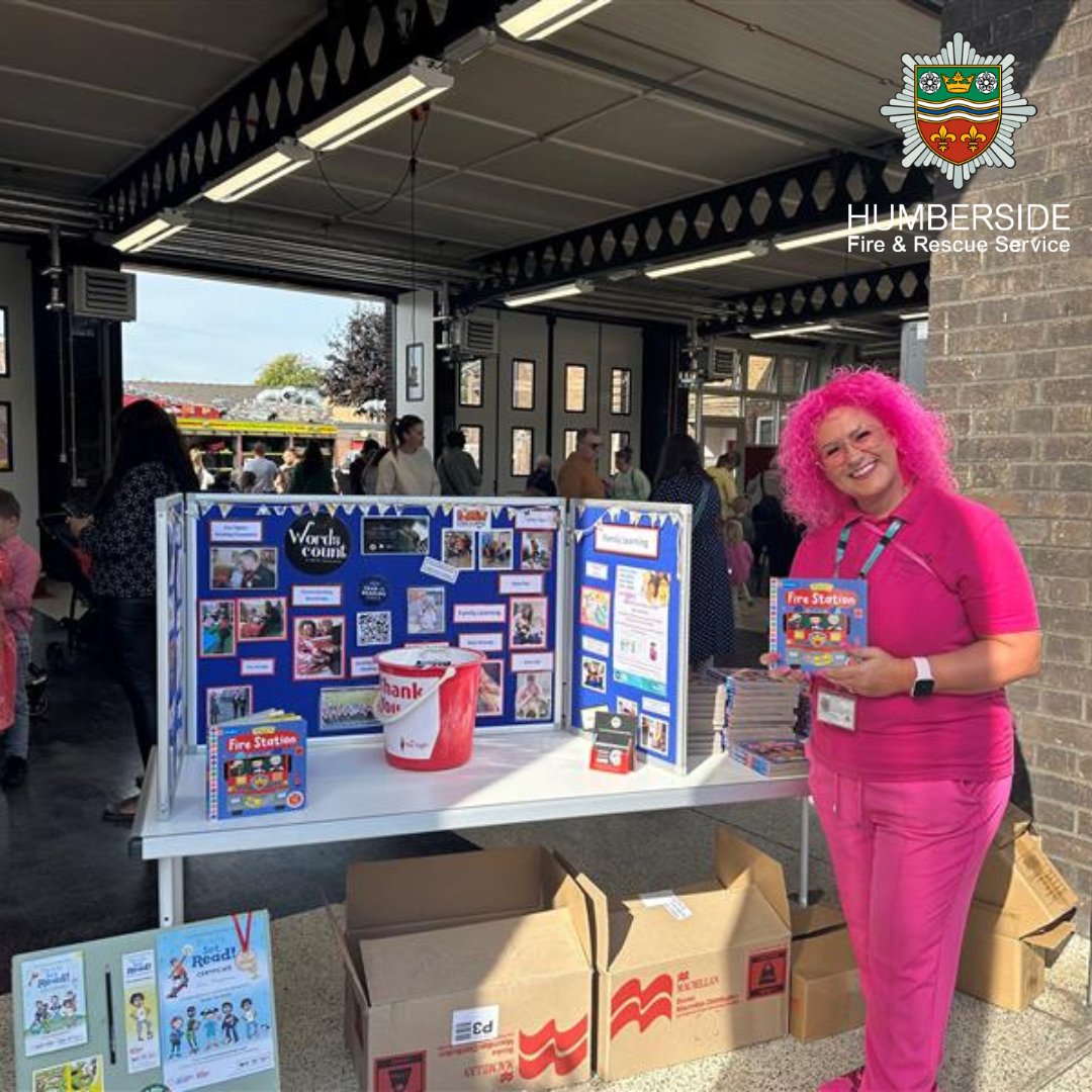 HumbersideFire's tweet photo. Earlier today Scunthorpe Fire Station hosted the “Busy Fire Station Story” event with our partners Words Count NLC. The crews had a great time meeting everyone who came down, thank you to everyone involved!🚒📚
#FireFamily
#WordsCount https://t.co/L3gY6OMCFH