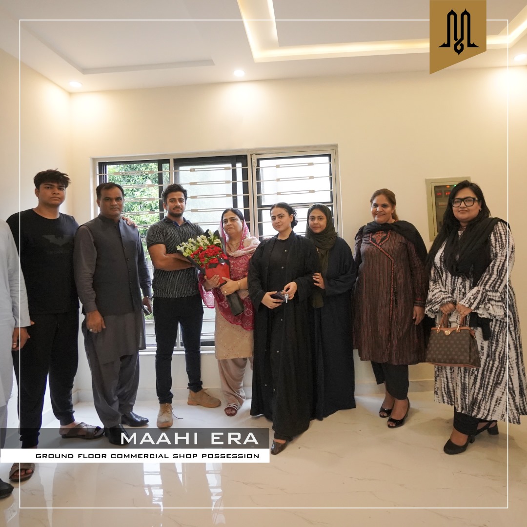 maahi_developer's tweet photo. Maahi Developers is Pleased To Announce another achievement of 
MAAHI ERA 
Handover has Commenced! 

GROUND FLOOR COMMERCIAL SHOP POSSESION!

#commenced  #possesion #home #property #investment #forsale #dreamhome #luxuryapartment #interiordesign #luxuryrealestate https://t.co/tYVbh6iFlY